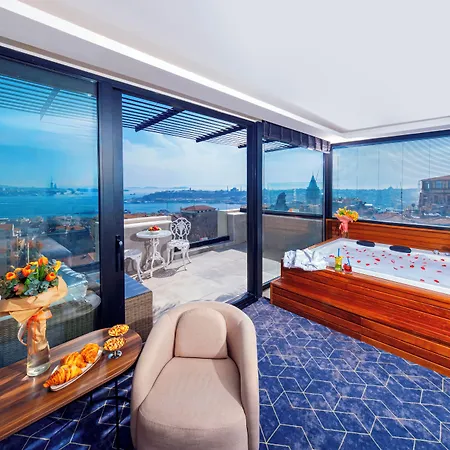 Ring Stone Bosphorus - Special Class Istanbul