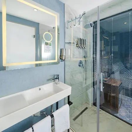 Ring Stone Bosphorus - Special Class 4* Istambul